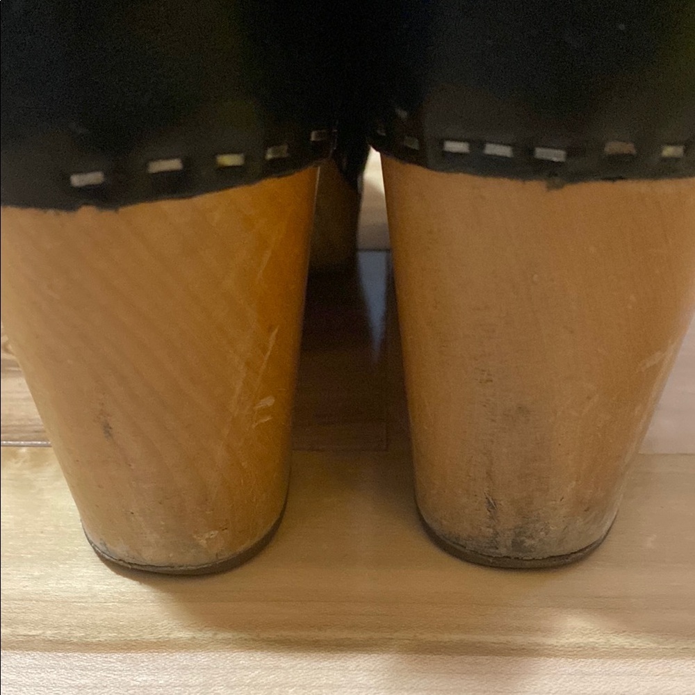 Women's Black Clog Style Ankle Boots - Picture 9 of 17